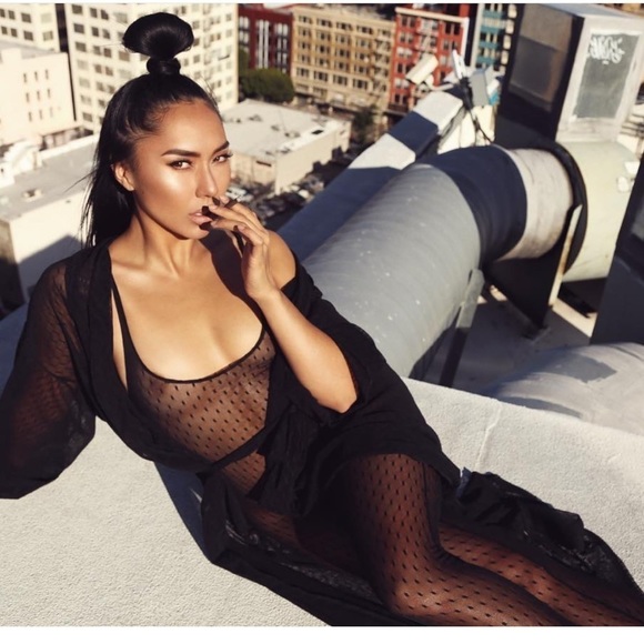 𝅺LAINA Rauma Fine Mesh Kimono Black Belted wrap - Picture 7 of 9